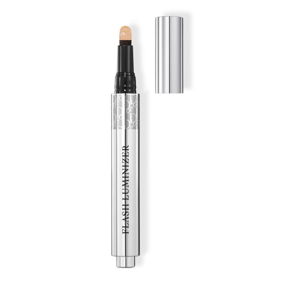 19-large-20180730162924Dior-Skin-Flash-Luminizer-025.jpg