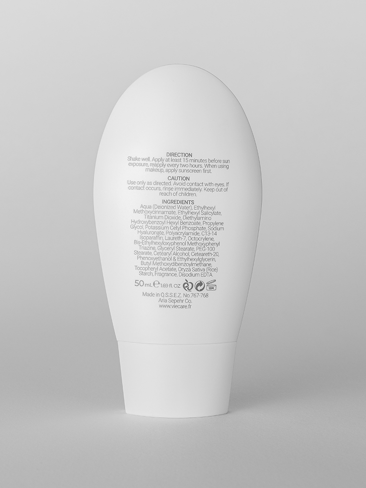 ضدآفتاب فلوئید طبیعی وی (VIE) -.jpg