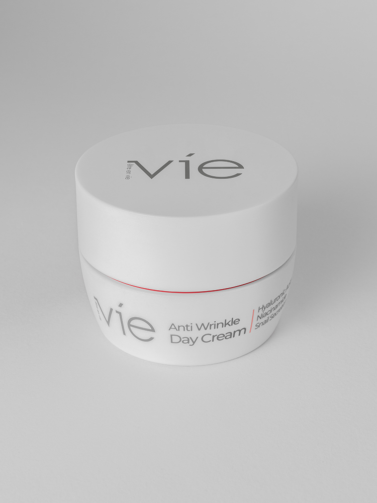 کرم ضد چروک روز وی (VIE) - 50 میل..jpg