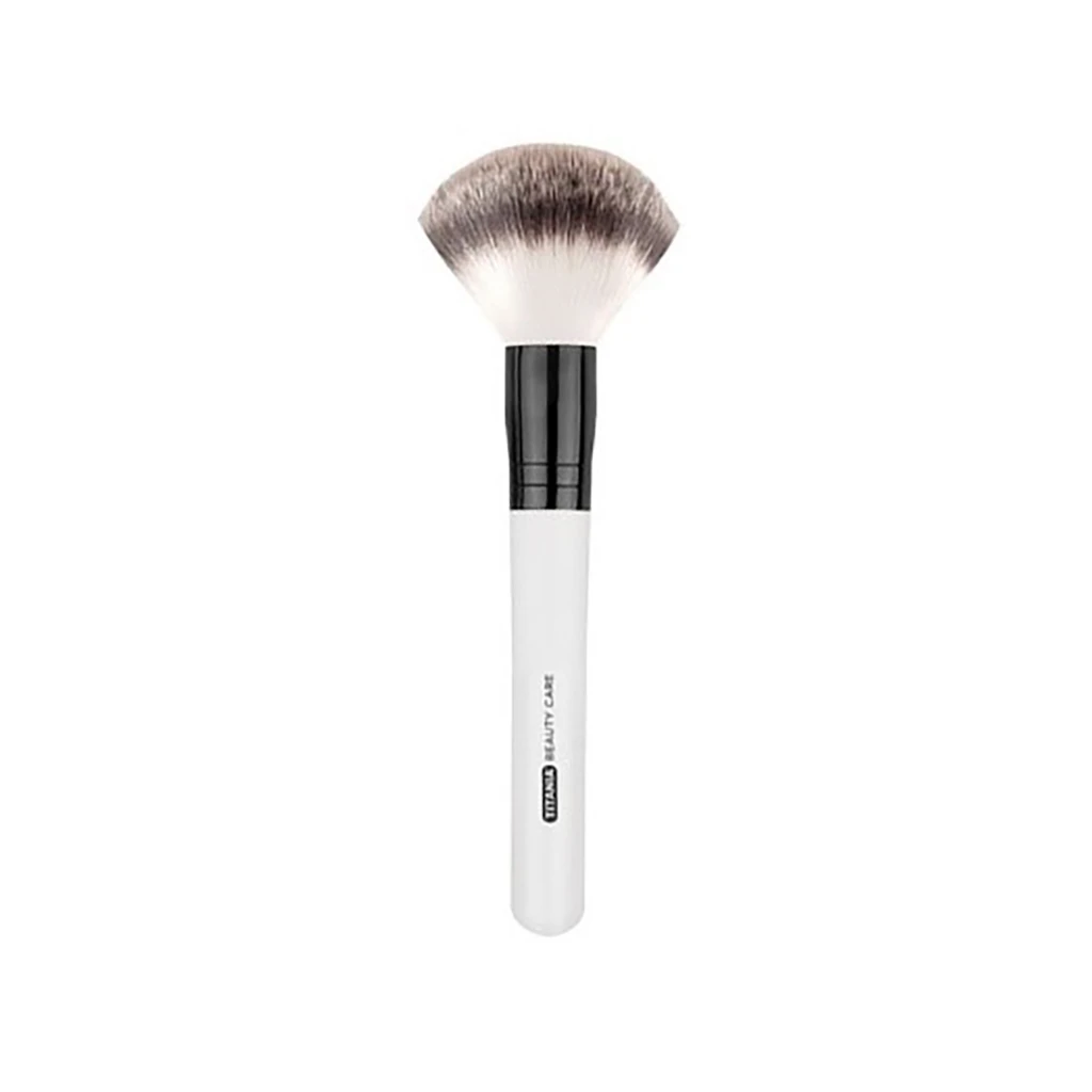 15-0035387_titania-professional-beauty-care-powder-brush-2913_600.jpeg