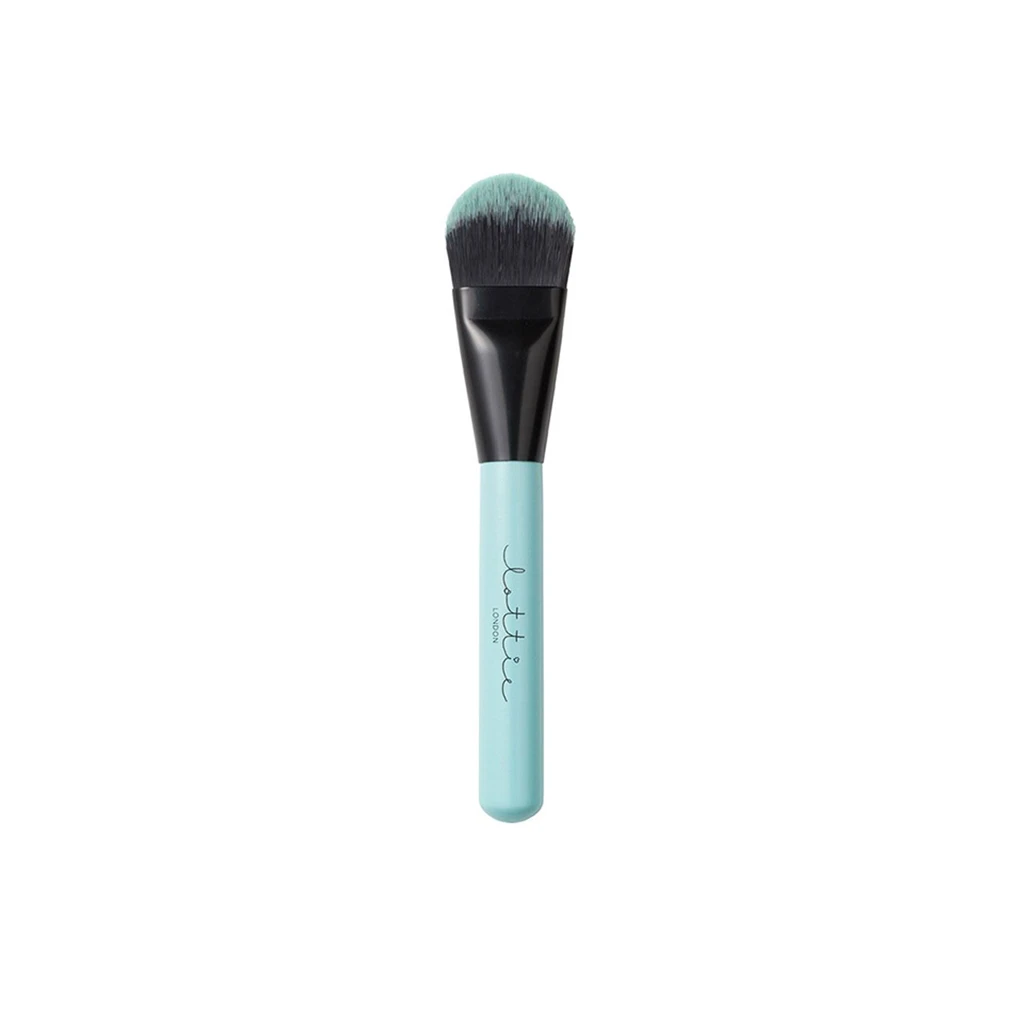 FLAWLESS-BASE-FOUNDATION-BRUSH-LOTTIE
